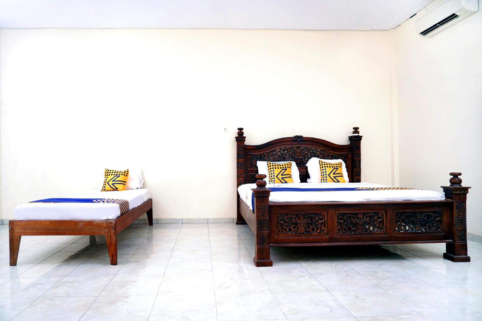 Hotel Spot On 2629 Duta Karimun Karimunjawa Exterior foto
